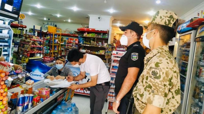 Bakıda marketlərdə polis postları yaradıldı