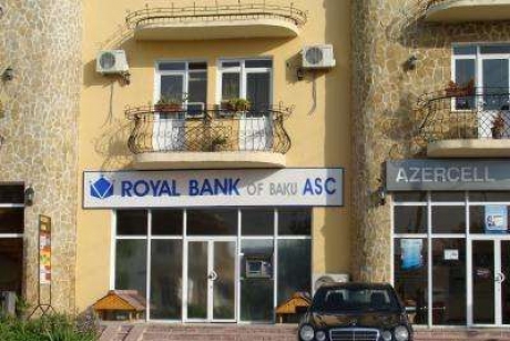 “Royal Bank” maxinasiyaları: – işsiz qadın adına kredit yazıldığını illər sonra öyrənib