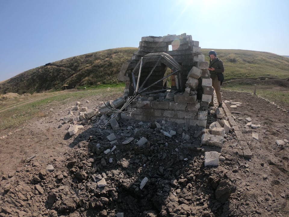 Ordumuz düşmənin atəş nöqtəsini yerlə-yeksan etdi – FOTO