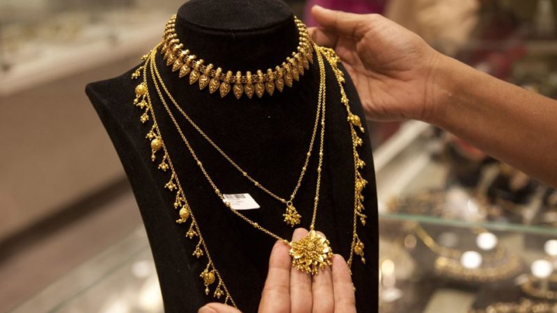 Lombardlardakı girovu bağlayanlar peyda olublar – Onların vətəndaşa xeyri nədir?
