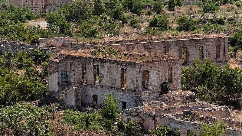 İki hərbçimiz minaya düşdü: Biri şəhid oldu