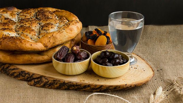 Ramazanın ilk gününün duası, imsak və iftar vaxtı – FOTO