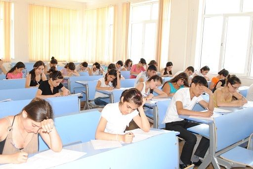 Bu gün 12 mindən çox şagird buraxılış imtahanı verəcək