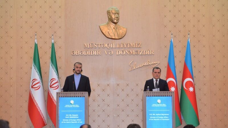 QARŞIMIZDA QUYRUQ BULAYAN ŞİR NƏ QƏDƏR SƏMİMİDİR? – Molla rejimi səs tonunu dəyişib…
