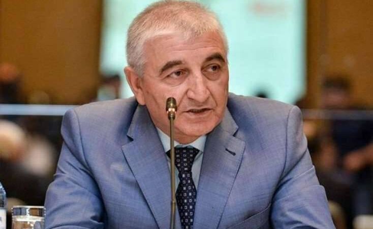 Məzahir Pənahov vəzifələrindən birini itirdi