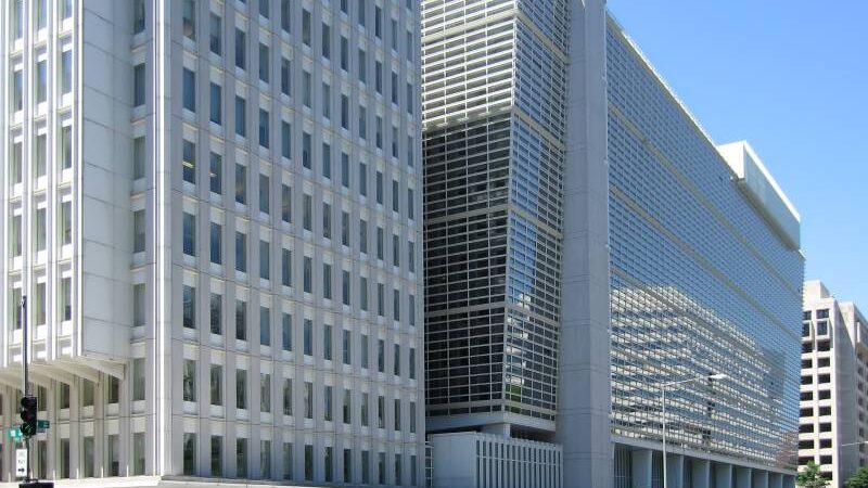 2023-cü ildə qlobal tənəzzül riski artır – Dünya Bankı