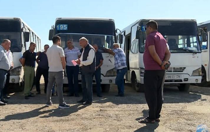 Bakıda avtobus sürücüləri sərnişinləri daşımaqdan imtina etdi