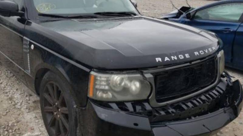 Azərbaycanda “Range Rover” piyadanı vuraraq ÖLDÜRDÜ