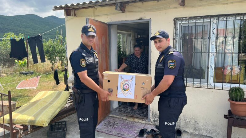 Xızı polisi şəhid ailələri ilə görüşüb