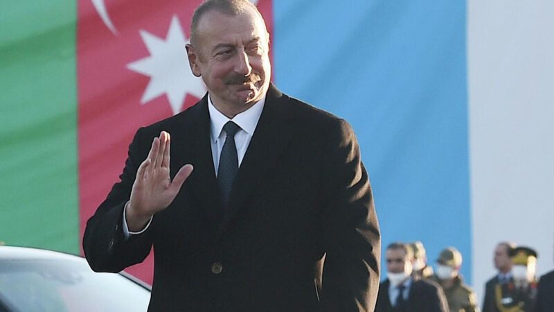 “Exit-poll”: İlham Əliyev 93,9 faiz seçicinin səsini QAZANDI