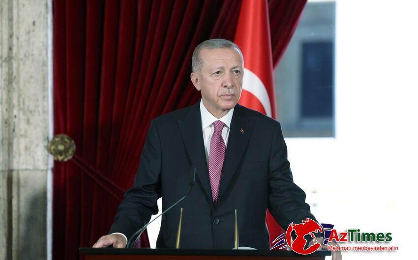 Prezident məmurlara çağırış etdi: Yorulmusunuzsa, istefa verin