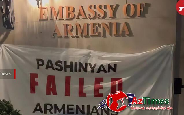 Paşinyan Vaşinqtonda etirazla qarşılandı