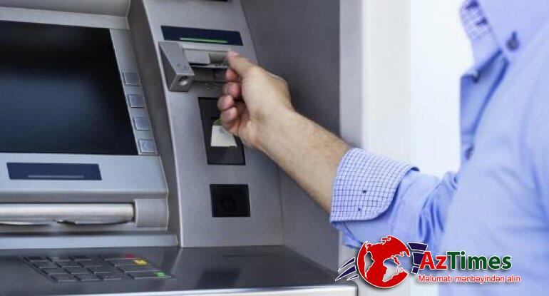 Maaşlarla bağlı YENİLİK – Vətəndaşlar istənilən bankdan…