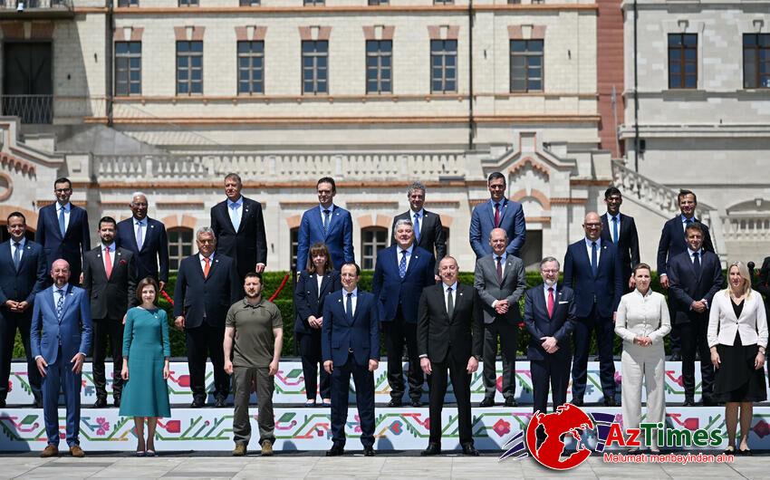 Prezident “Avropa Siyasi Birliyi” 6-cı Zirvə toplantısının açılış plenar sessiyasında iştirak etdi
