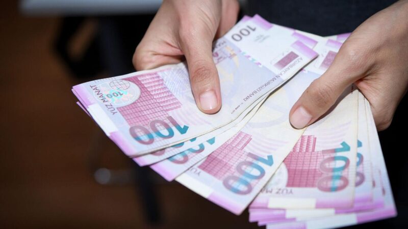 8 saatdan çox işləyənlərin maaşları artacaq