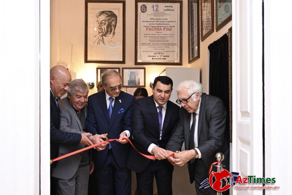 Xalq şairi Rəsul Rzanın ev-muzeyi açıldı