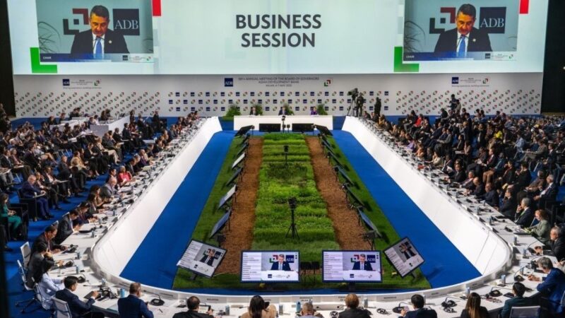 Veysəloğlu Şirkətlər Qrupu Asiya İnkişaf Bankının 58-ci illik toplantısında iştirak edib