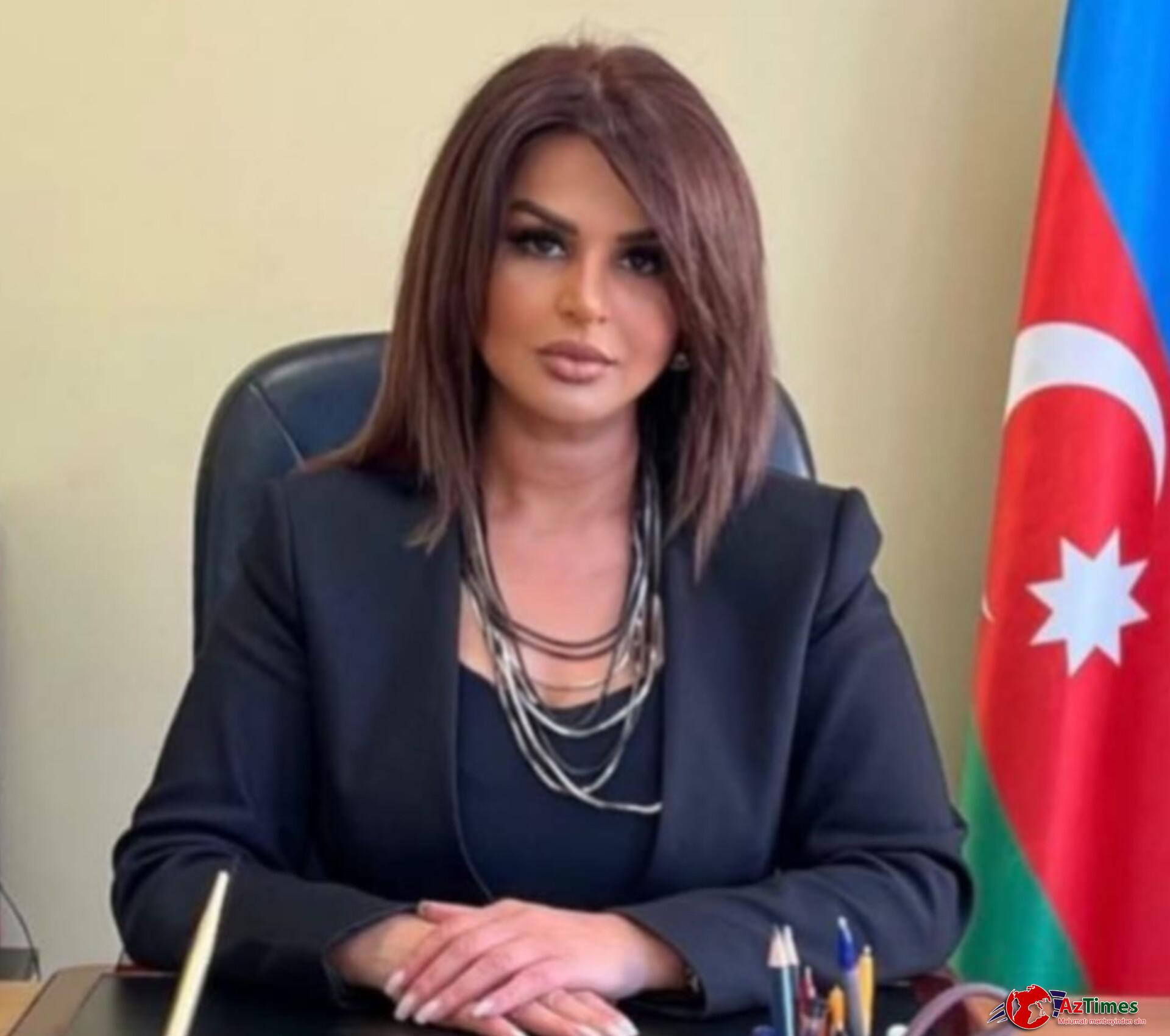 207 saylı  məktəbin direktoru şagirdlərdən 150 AZN pul tələb edir” Verməyən kənardan baxacaq” – VİDEO