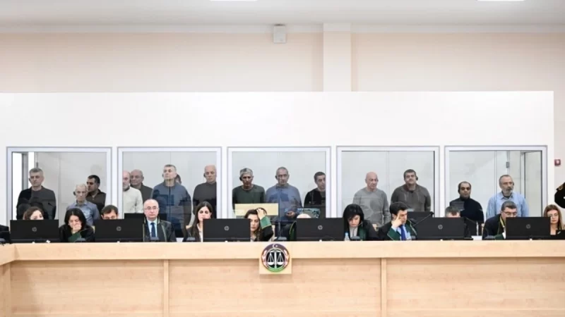 Hərbi cinayətlər törətməkdə təqsirləndirilən erməniəsilli şəxslərin məhkəməsi keçirilir