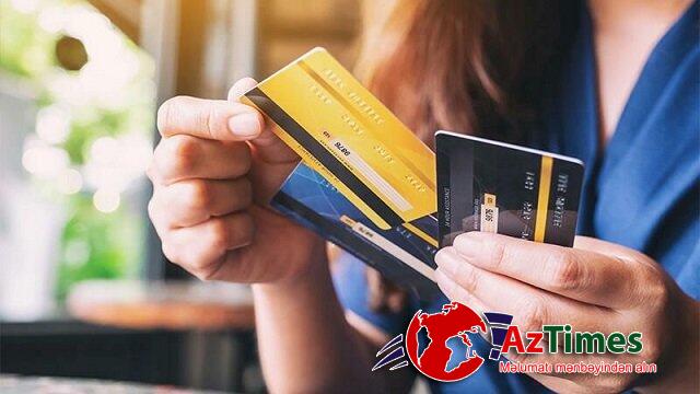Kartda pul saxlamaq artıq risklidir – Bank işçisi hər şeyi danışdı