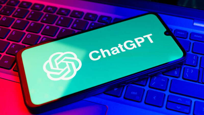 “ChatGPT” dünyada ən çox ziyarət edilən saytlardan biri oldu