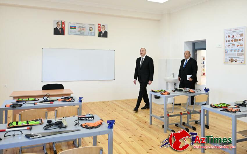 İlham Əliyev Kəngərli kənd tam orta məktəbinin binasının açılışında iştirak etdi