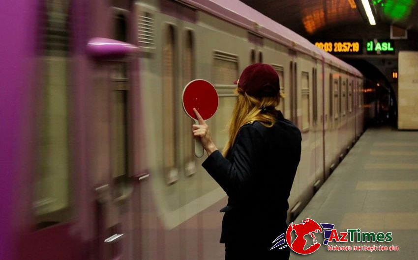 Metroda işıqlar söndü: qatarlar gecikir – RƏSMİ