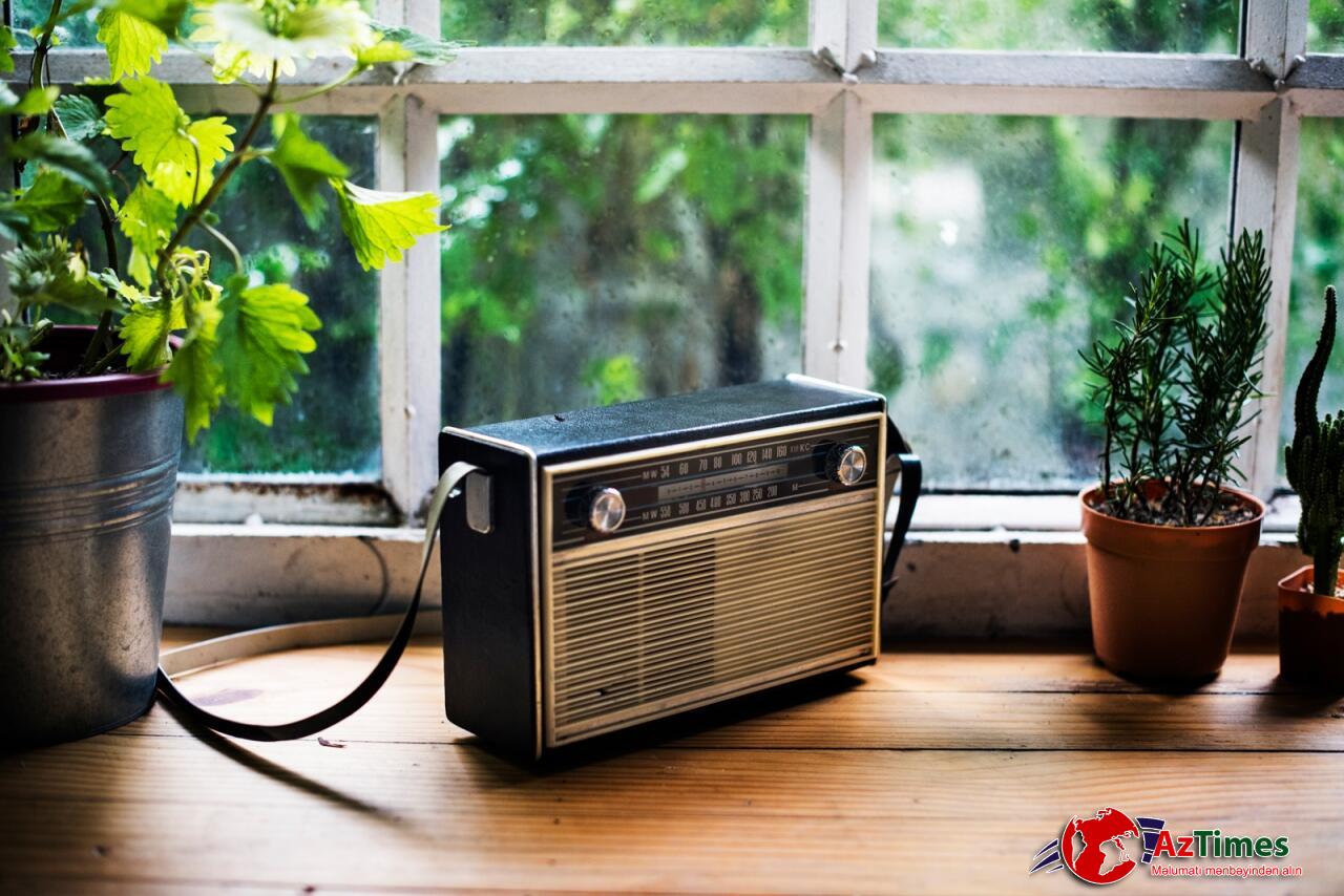 “Qiyamət günü radiostansiyası”ndan iki sirli mesaj